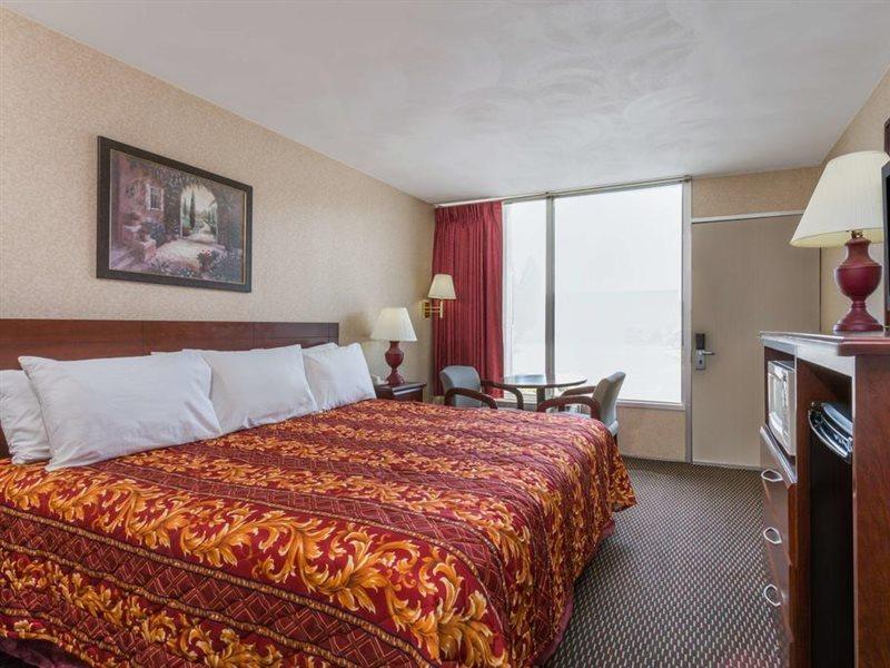 Ramada Hotel Greenwich Kültér fotó