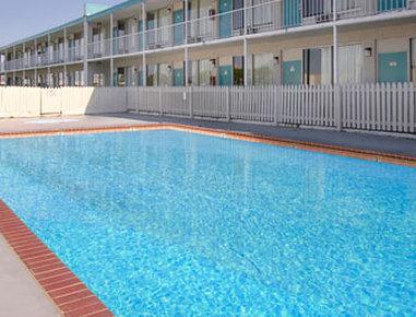 Ramada Hotel Greenwich Kültér fotó